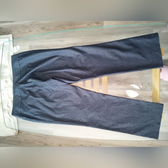 Chic Women's Charcoal Pantsuit - Picture 3 of 3